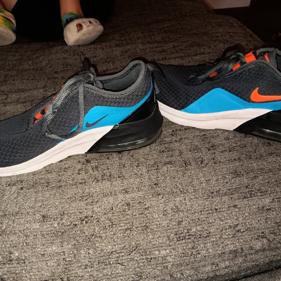 Nike Air - Picture 4 of 9